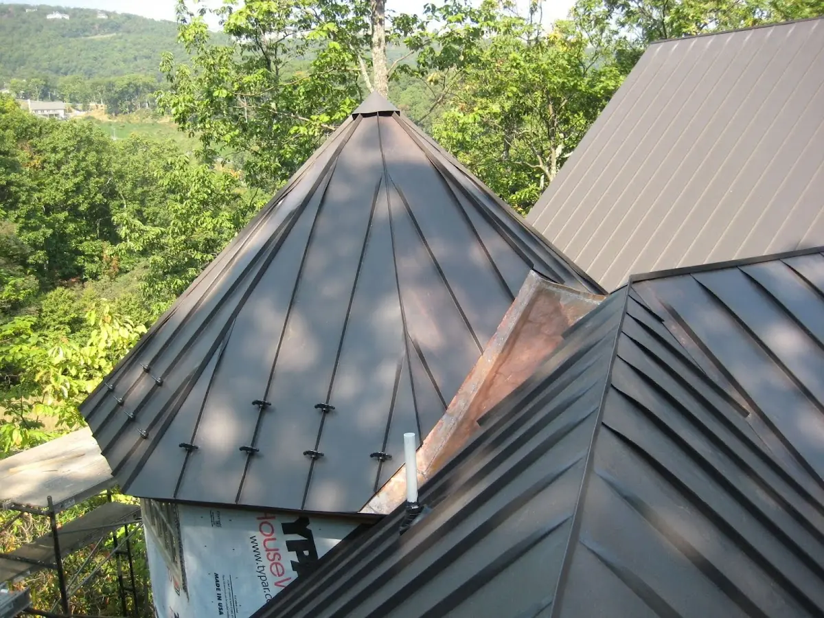 Professional Roof Tarp Installation by Craftsman Roofing in Watsessing